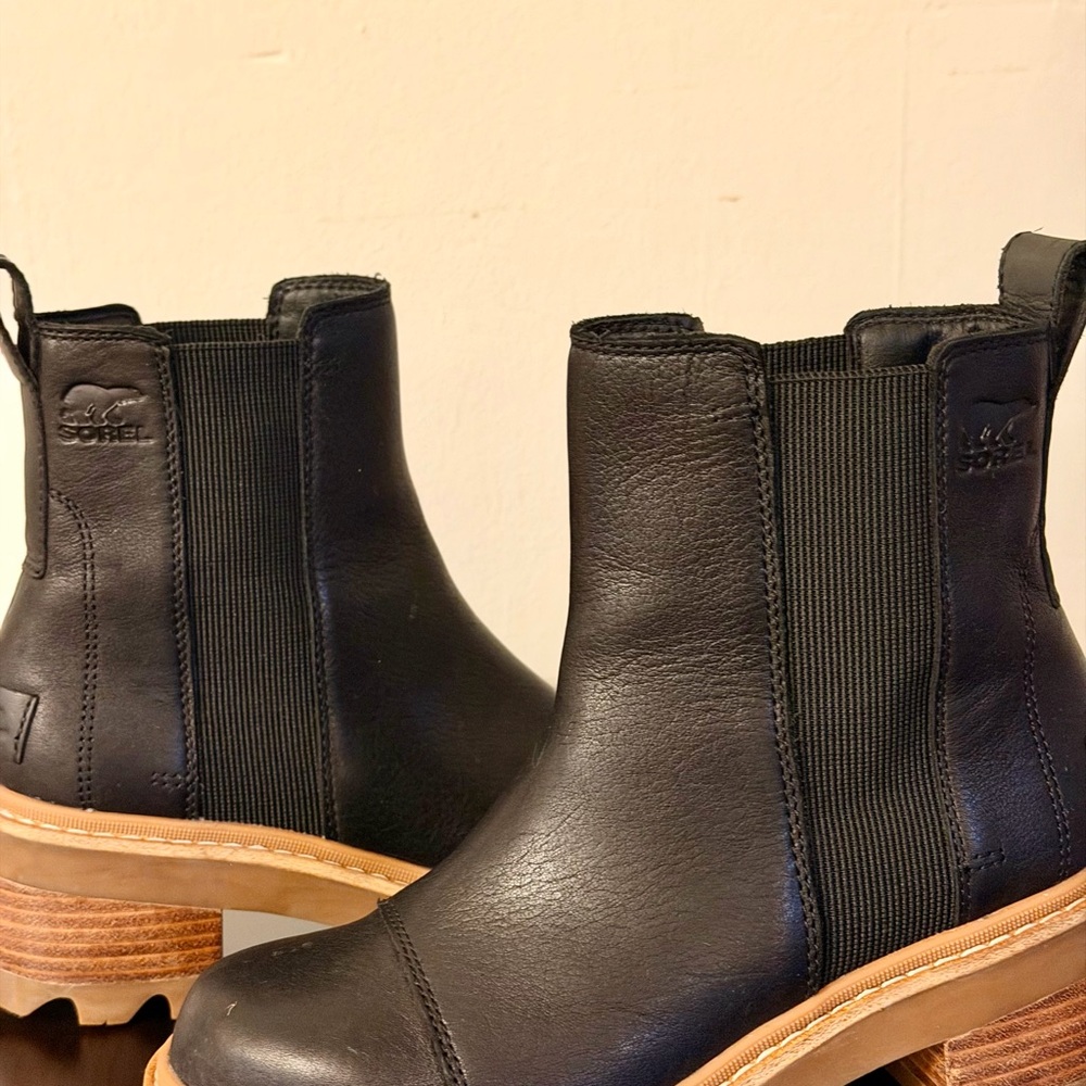 SOREL Chelsea Platform Boots - Picture 3 of 6